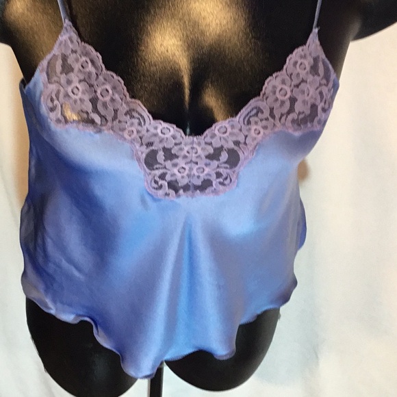 Lovely’s Collection - Picture 2 of 4